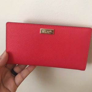 Kate Spade Newbury Lane (Geranium) wallet